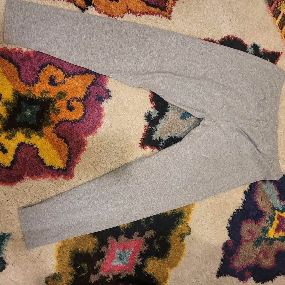 Light Gray SO Leggings - Picture 2 of 2
